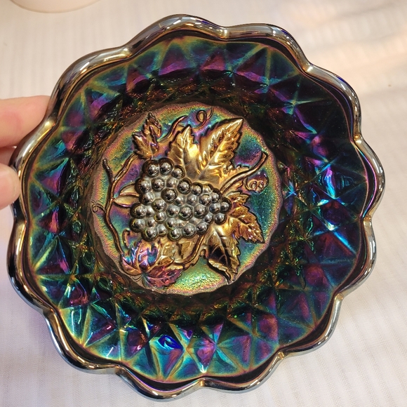 Fenton Iridescent Carnival Glass Bowl Grapes Candy Dish - Picture 2 of 9